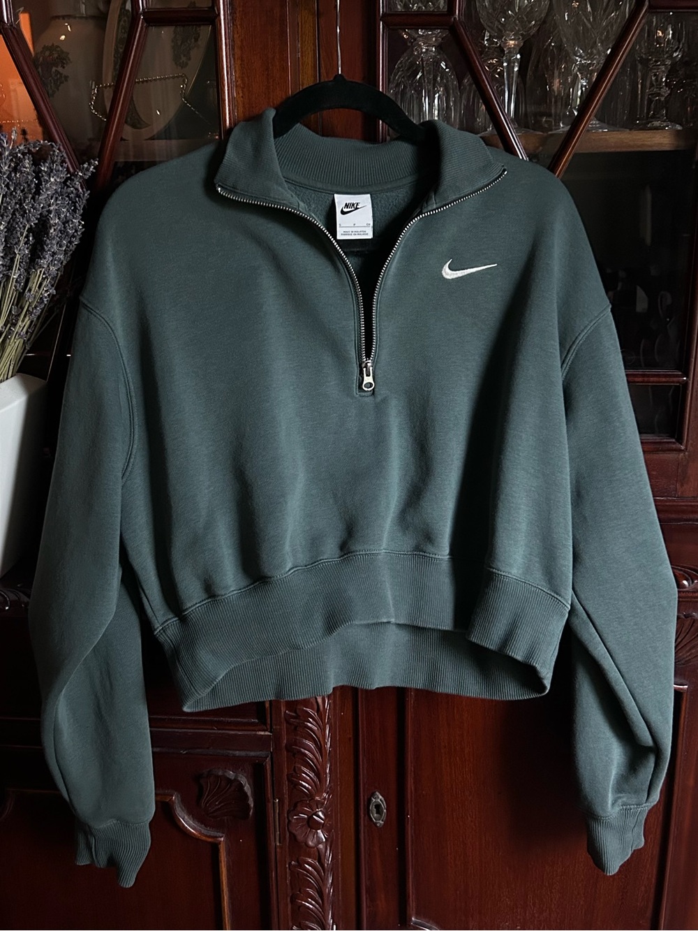 Nike Women's Phoenix Fleece Vintage Green Cropped Quarter Zip Sweatshirt